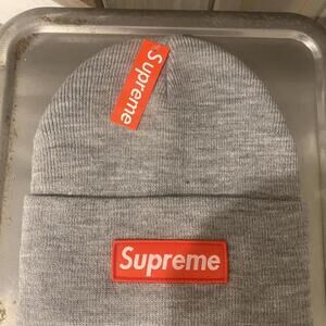 Supreme Box Logo Grey Beanie